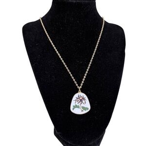 Vintage Cloisonné Floral Enamel Pendant Necklace White with Gold Tone Chain